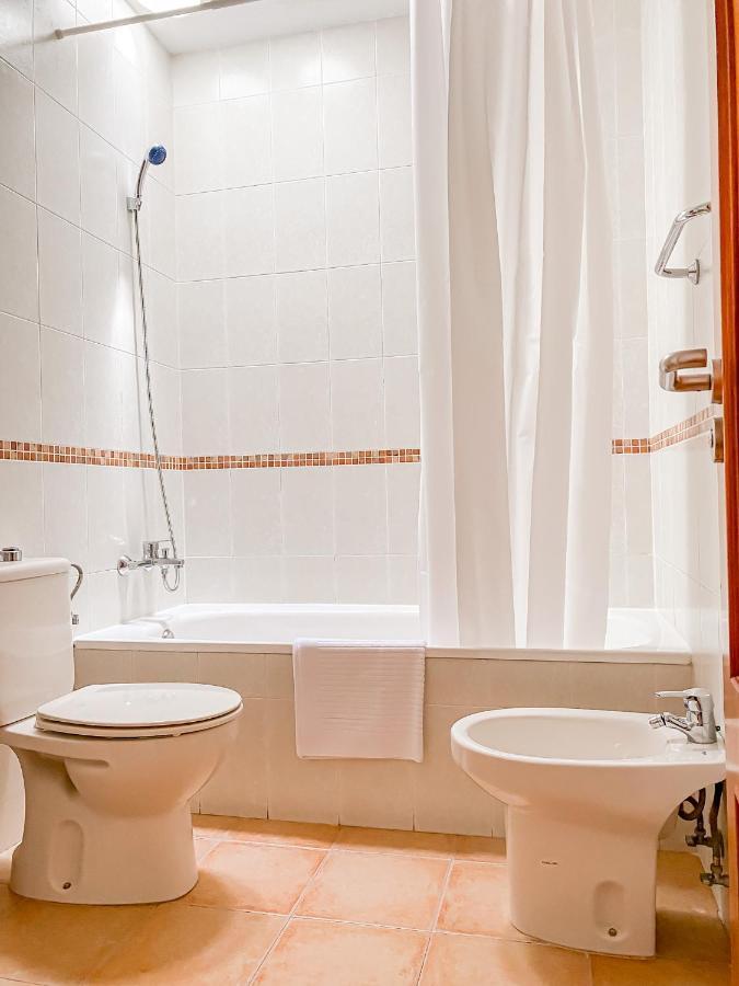 Habitacion Privada + Bano Privado En La Vivienda Διαμέρισμα Κοραλέχο Εξωτερικό φωτογραφία